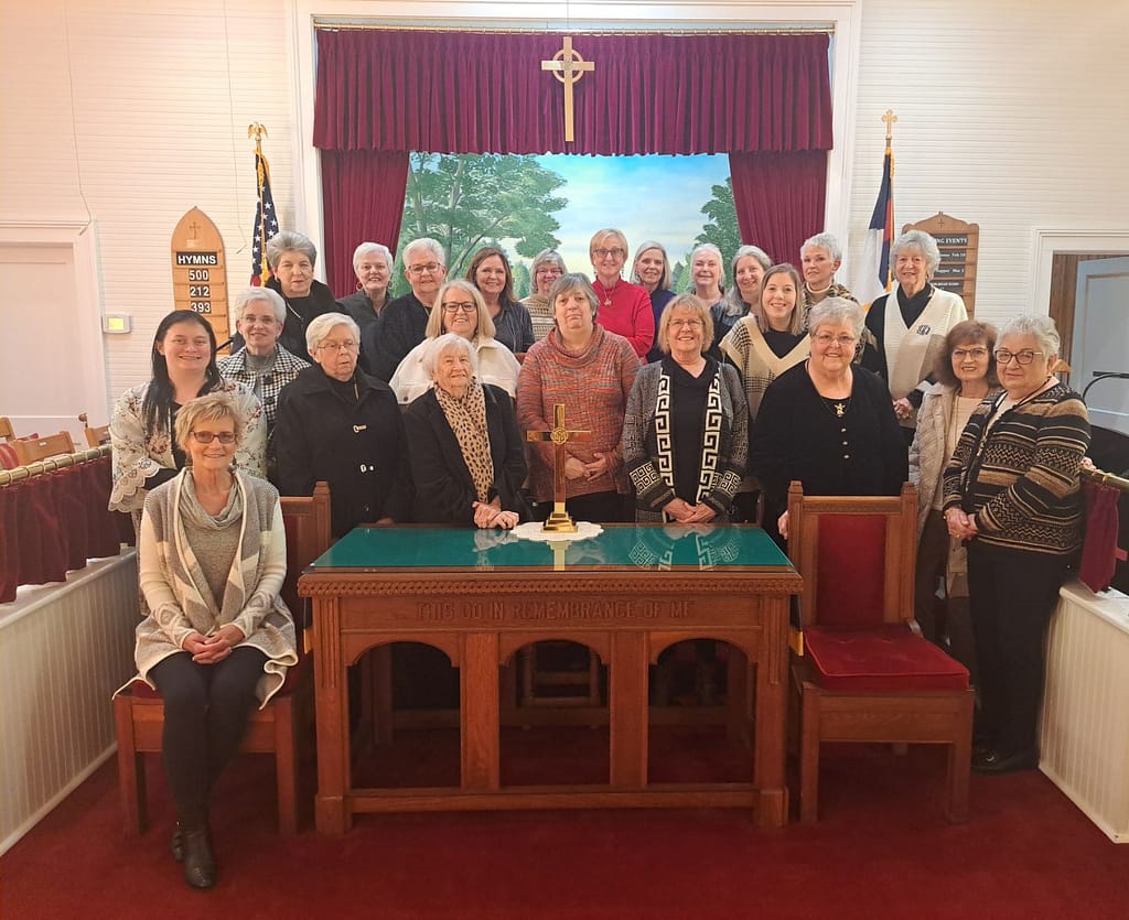 ladies-on-laity-Sunday